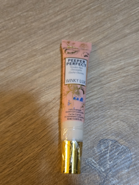 WINKY LUX Other - WINKY LUX Peeper Perfect Under-Eye Concealer Very Fair